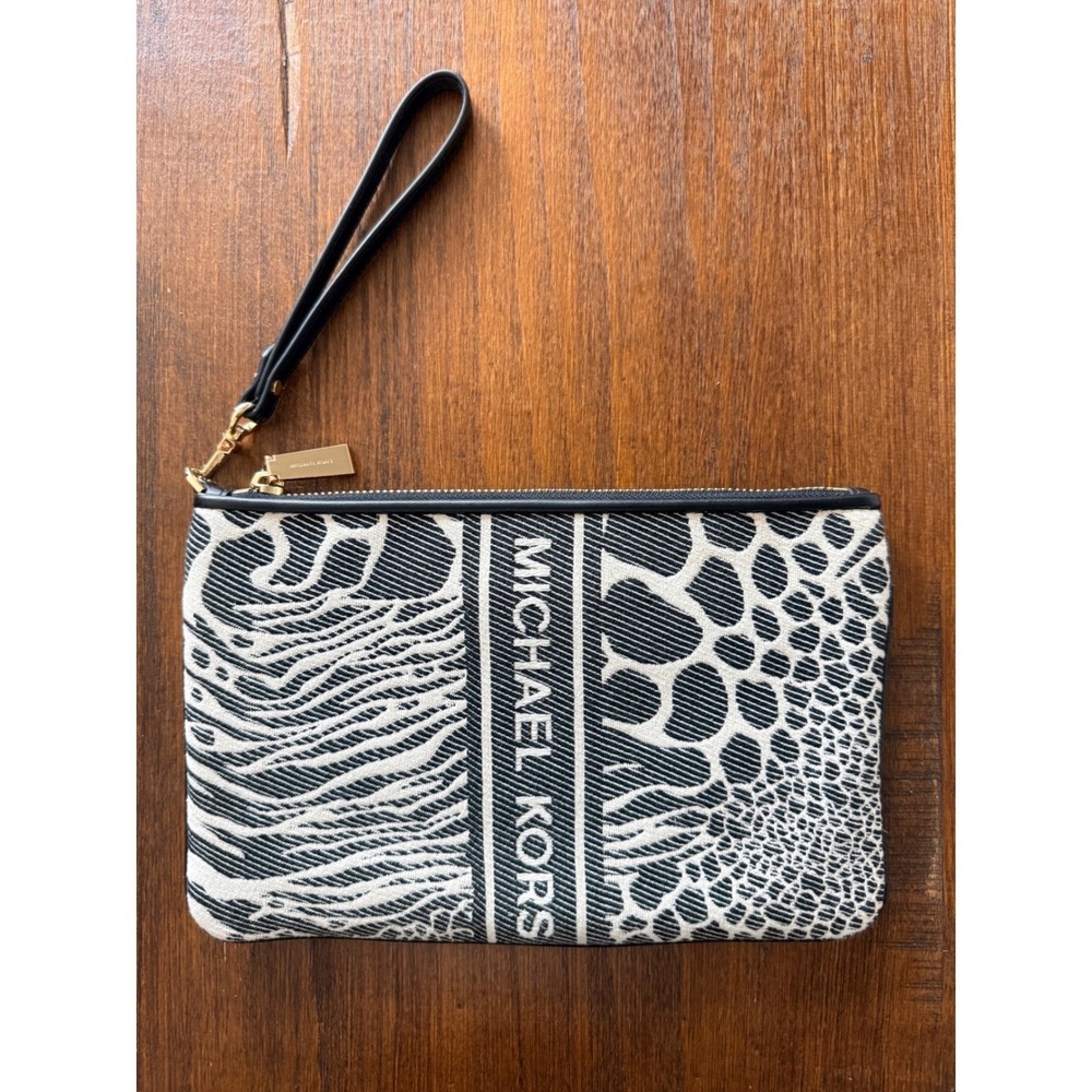 Michael Kors Jet Set Charm Large Logo Wristlet Animal Jacquard Black White